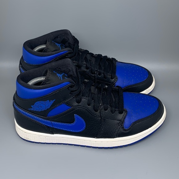 Jordan Shoes - Jordan 1 Mid Royal Basketball Shoes Men's Sz 7.5 / Women's Sz 9